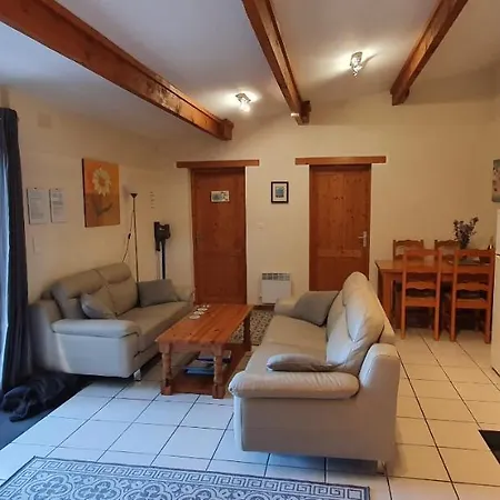 別荘 Sleeps 5 With Private Montrollet