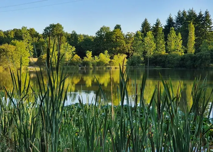 Sleeps 5 With Private Montrollet